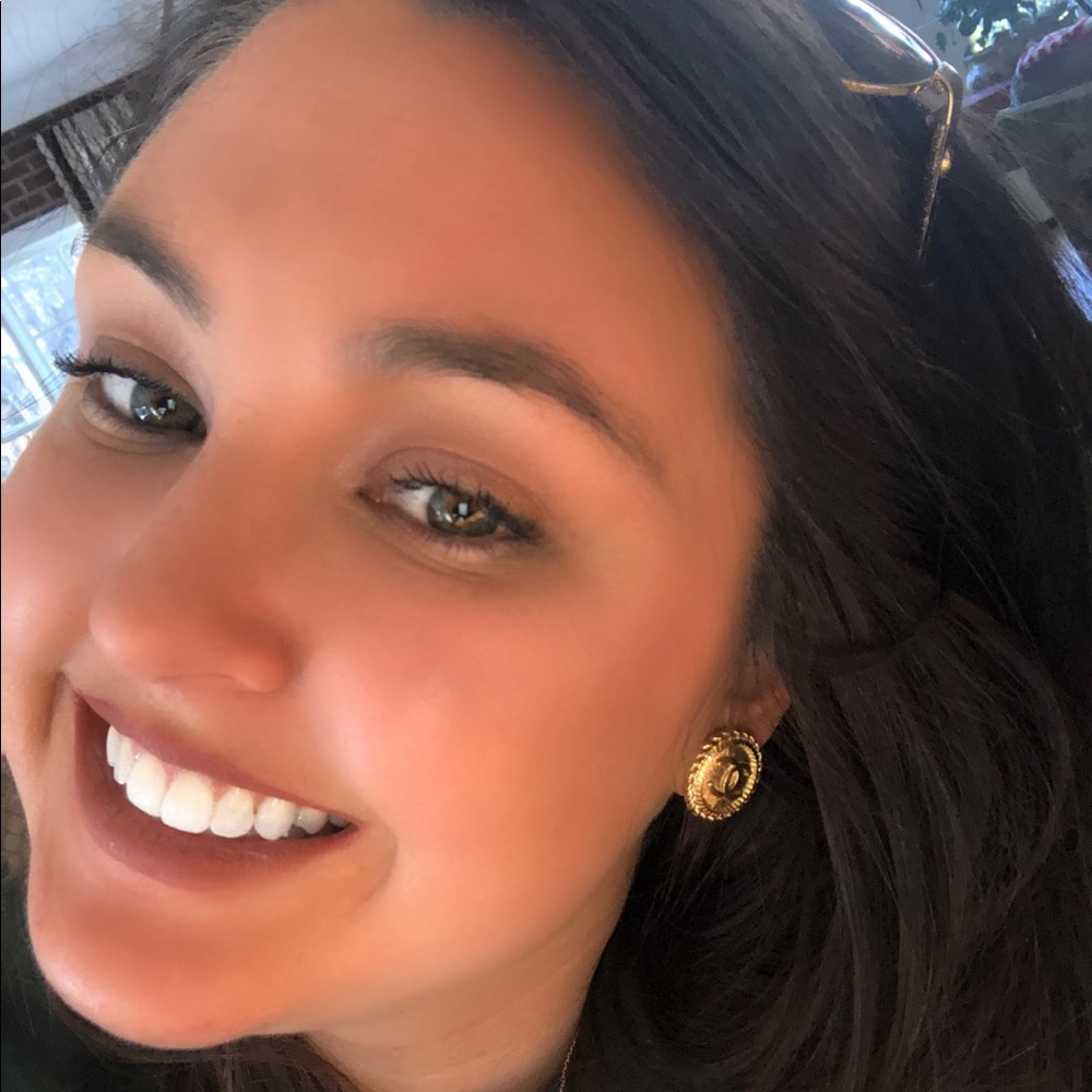 Meet your Posher, Paige